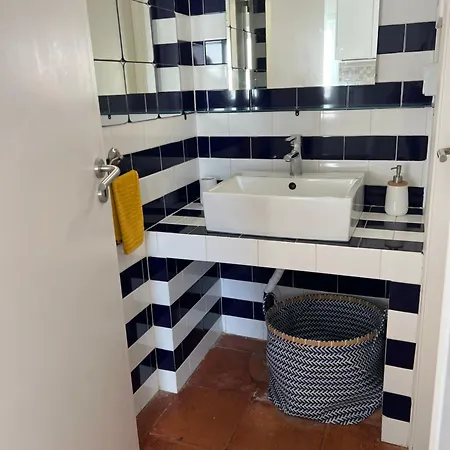 Sardine Sanctuary - The Holiday home Ferrel (Leiria)